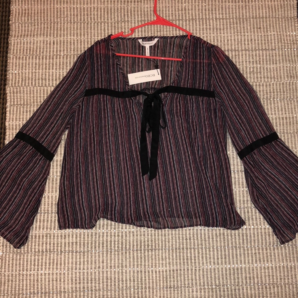 BCBG Long sleeved top